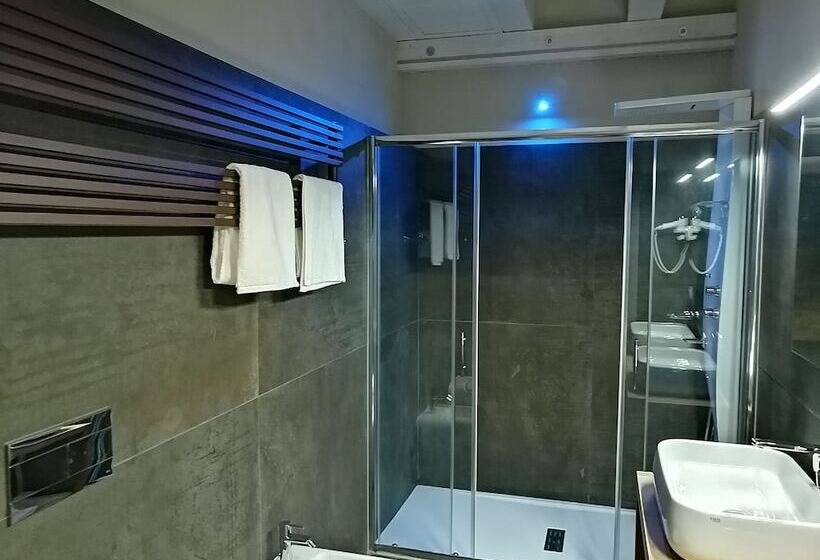 Полулюкс, Ballium Luxury Relais