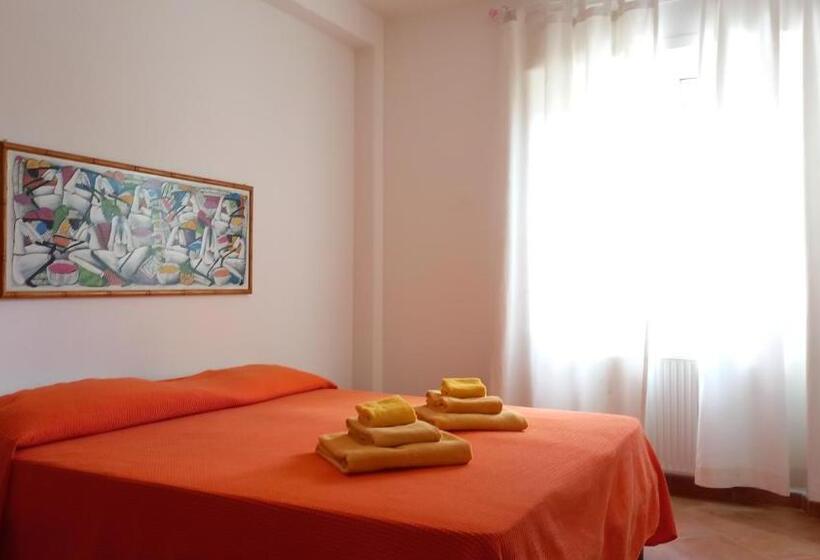 اتاق استاندارد چهار تخته, Bed And Breakfast Dorgali