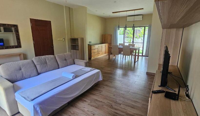 Студия Deluxe, Blue Planet Panglao