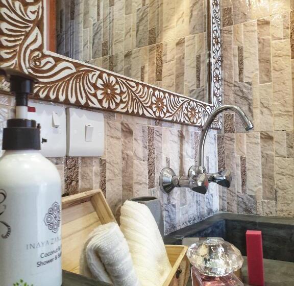 استودیو استاندارد با چشم‌انداز استخر, Gadea Boutique Hotel& Gadea Garden Italian Restaurant
