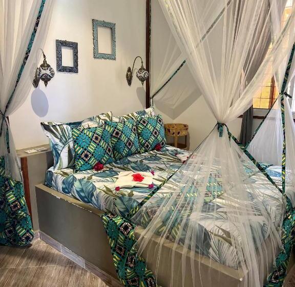 آپارتمان 1 خوابه با چشم‌انداز استخر, Gadea Boutique Hotel& Gadea Garden Italian Restaurant