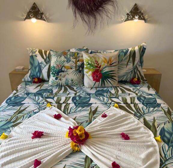 اتاق استاندارد, Gadea Boutique Hotel& Gadea Garden Italian Restaurant