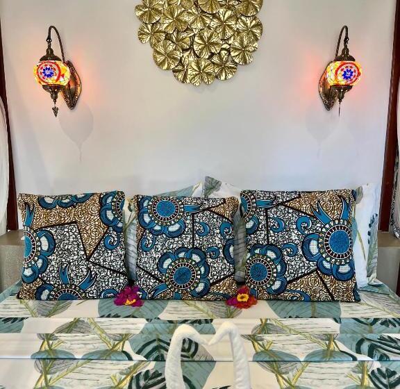استودیو استاندارد با چشم‌انداز استخر, Gadea Boutique Hotel& Gadea Garden Italian Restaurant