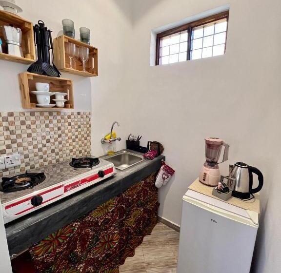 آپارتمان 1 خوابه با چشم‌انداز استخر, Gadea Boutique Hotel& Gadea Garden Italian Restaurant