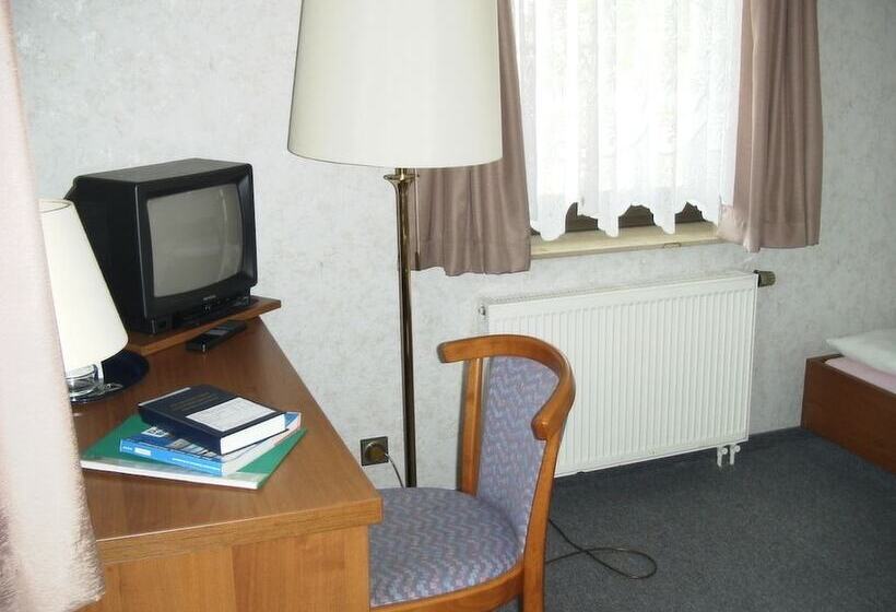 Номер Стандарт Индивидуальный, Landgasthof & Hotel Waldow