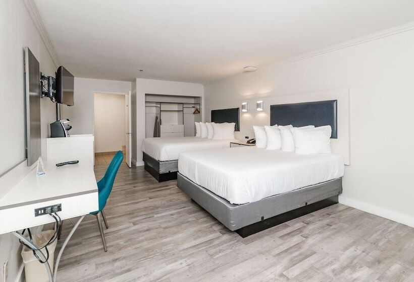 Номер Стандарт 2 Двуспальные Кровати, Art Hotel Laguna Beach