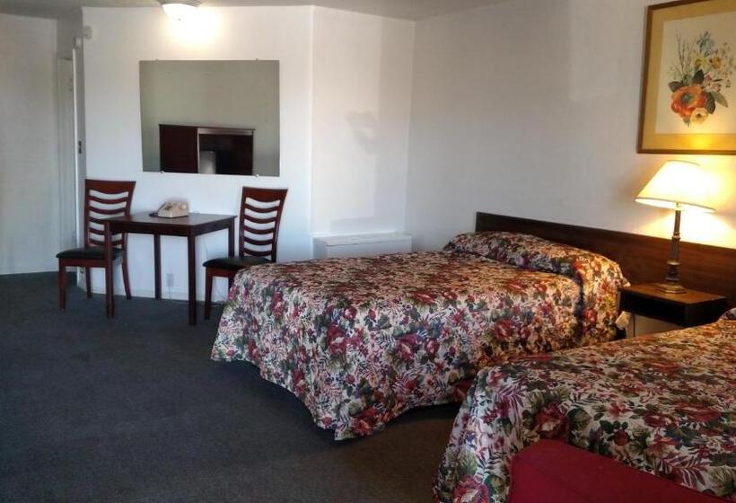 Номер Стандарт 2 Двуспальные Кровати, Essex House Motel