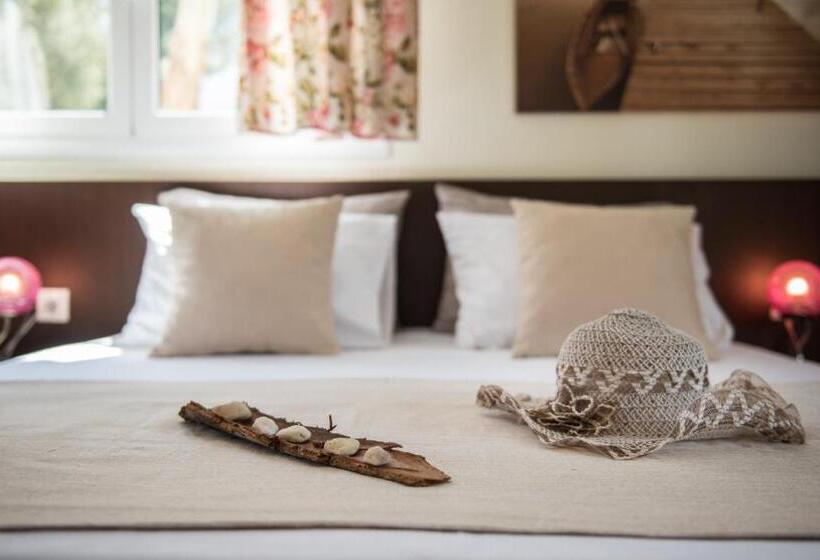 家庭工作室, Caretta Village