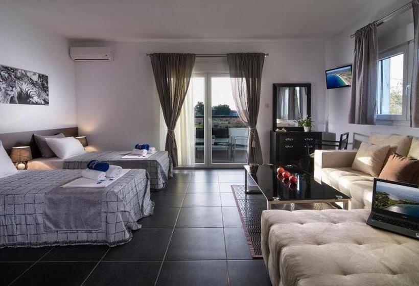 套房, Caretta Village