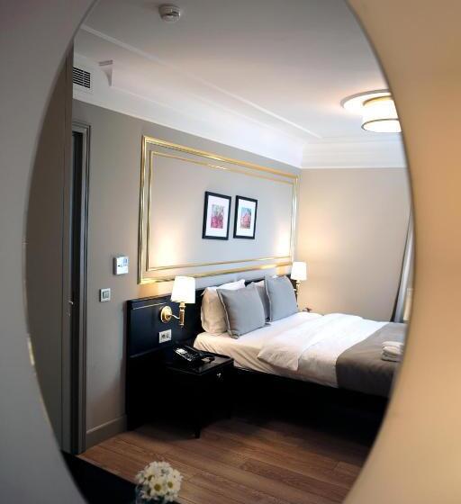 اتاق استاندارد با چشم‌انداز دریا, Reo Hotel & Spa