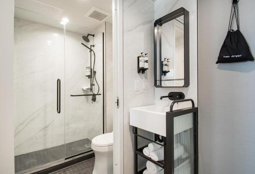 اتاق استاندارد با بالکن, Pestana Park Avenue
