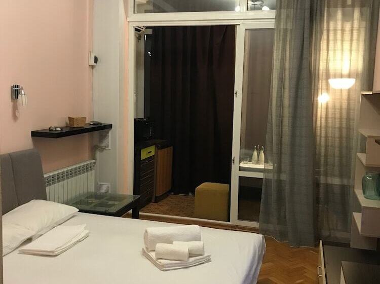 Апартаменты 1 Спальня, Joy Apartments