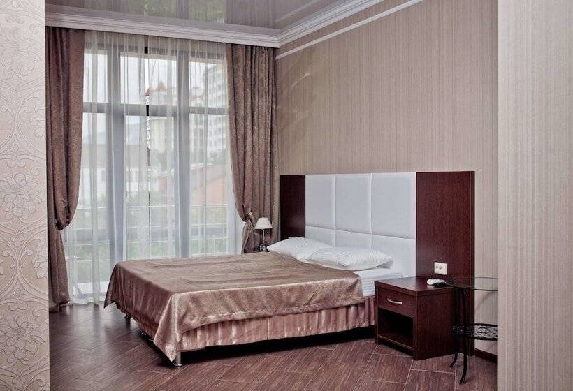 Четырехместный Номер Deluxe, Mari
