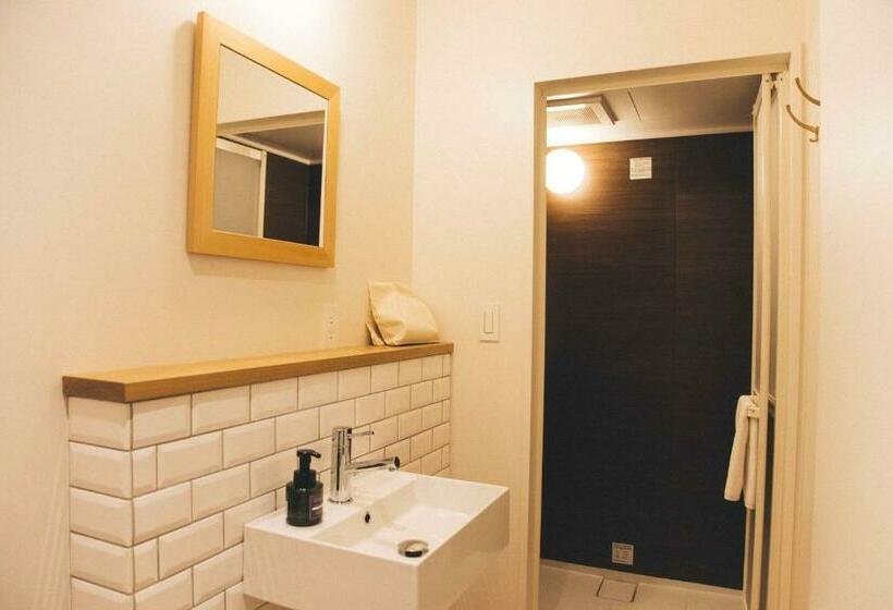 اتاق استاندارد با تخت بزرگ, Noum Osaka