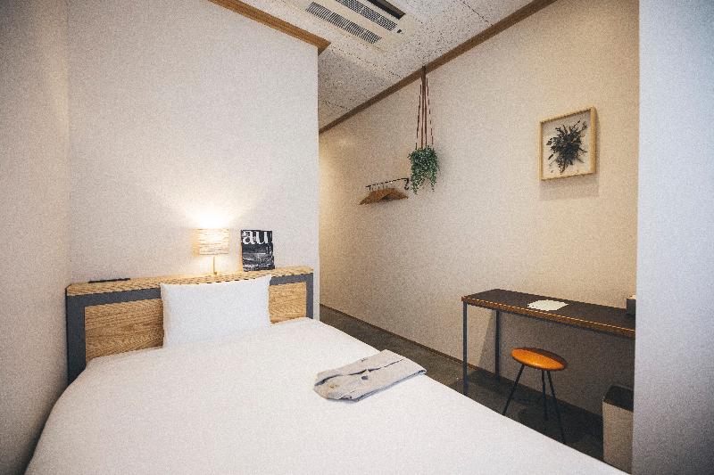 اتاق استاندارد یک نفره, Noum Osaka