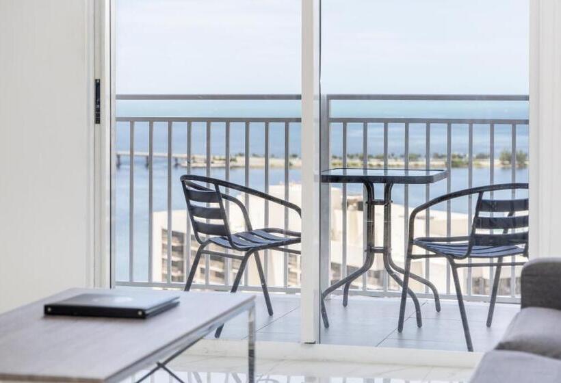 豪华两卧套房, Fortune House Hotel Suites