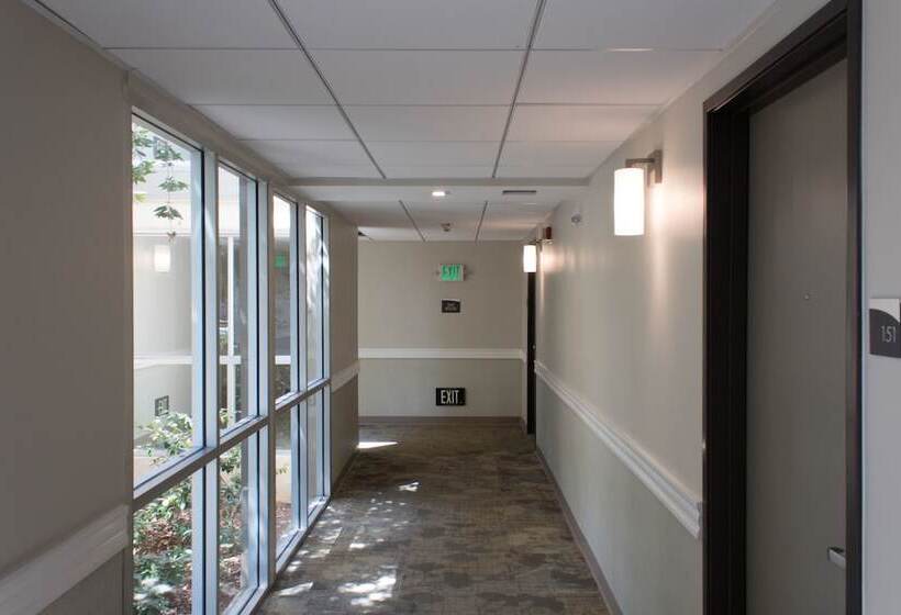 Номер Deluxe, Good Nite Inn Redwood City   San Francisco Airport