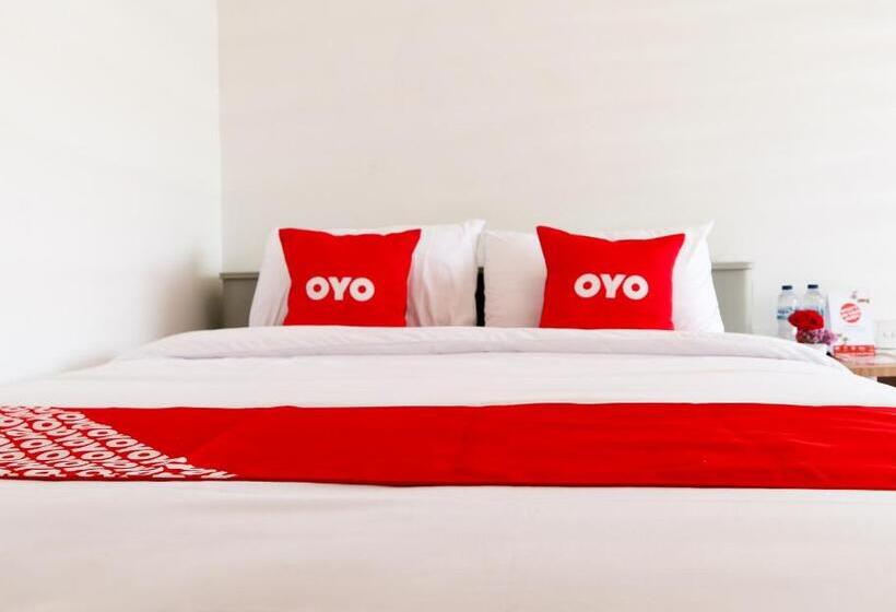 디럭스 룸, Oyo 1191 Monalisa Residence And Cafe