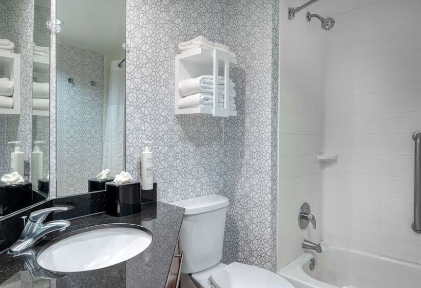 スイート, Hampton Inn Baltimore/white Marsh