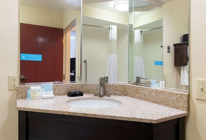 Номер Стандарт Адаптированный для Инвалидов, Hampton Inn Kent/akron Area