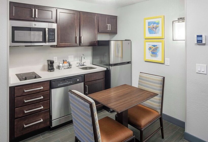 جناح, Hampton Inn & Suites By Hilton Miami Doral/dolphin Mall
