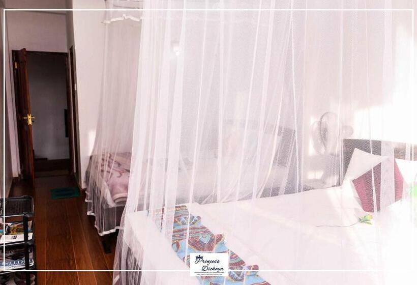 Familienzimmer, Princess Of Dickoya Homestay