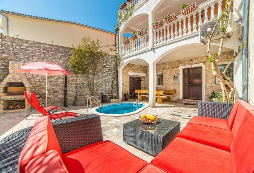 آپارتمان 1 خوابه, Apartments Salčinović