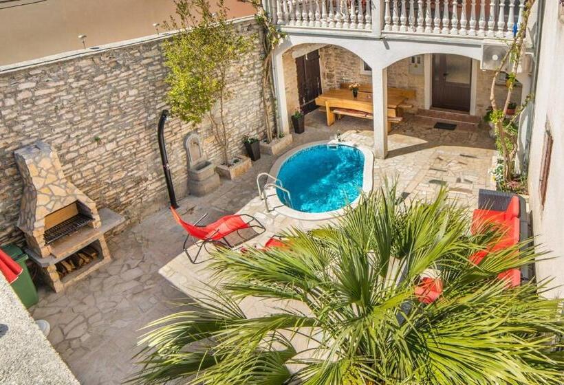 آپارتمان 1 خوابه, Apartments Salčinović