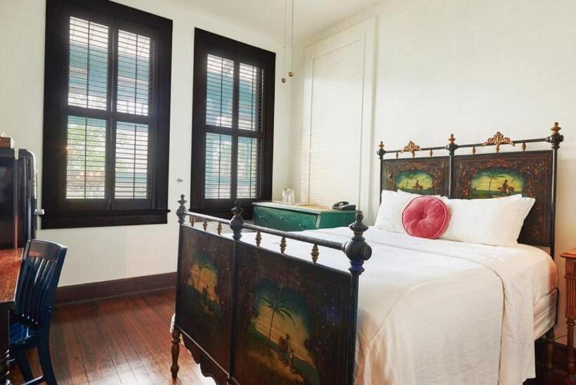 Habitació Estàndard, Havana