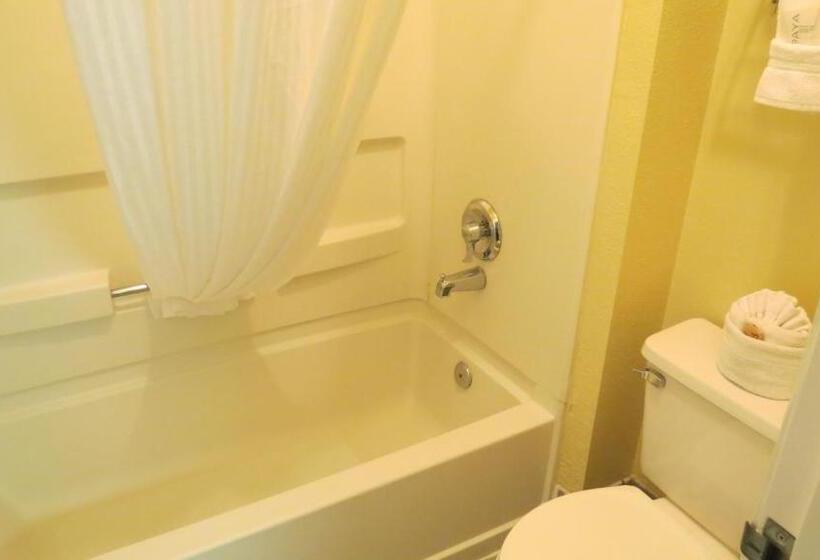 Номер Стандарт, Baymont Inn & Suites By Wyndham Holbrook