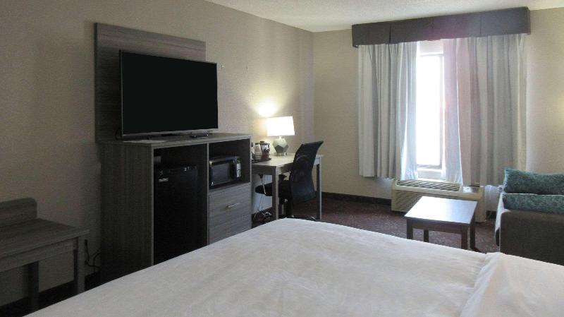 اتاق استاندارد برای معلولان, Clarion Pointe Evansville North