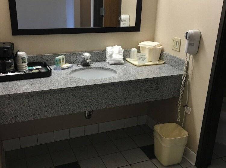 Люкс, Comfort Inn