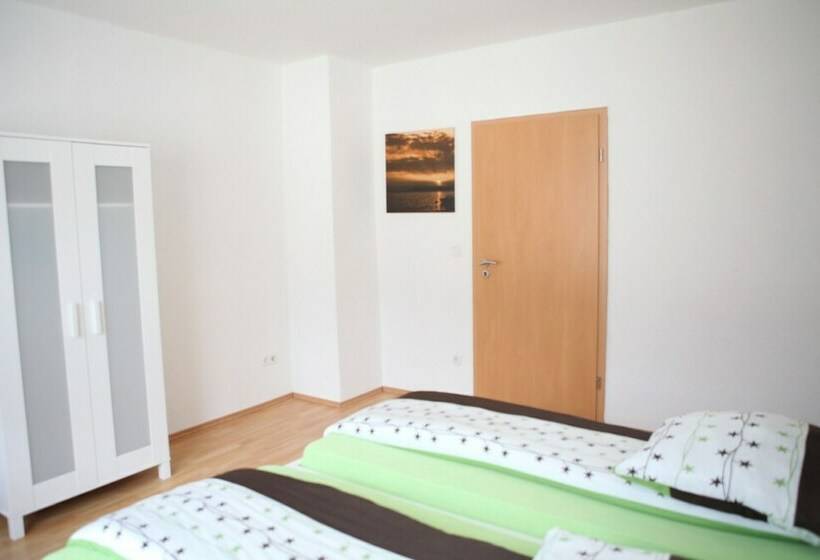Апартаменты 2 Спальни, Apartment Am Rathaus