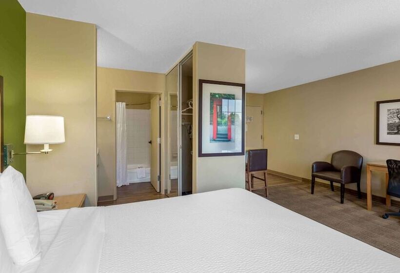 Студия Deluxe, Extended Stay America Suites  Boston  Burlington