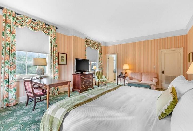 디럭스 전망 룸, The Omni Homestead Resort & Spa