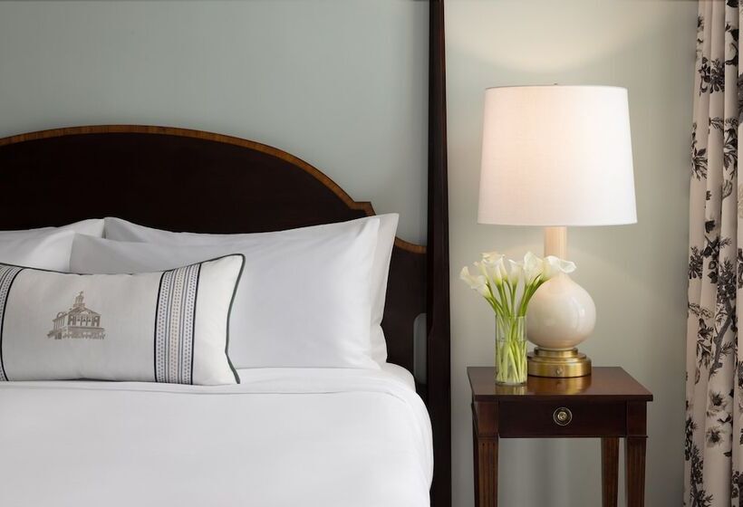 프리미엄 룸, The Omni Homestead Resort & Spa
