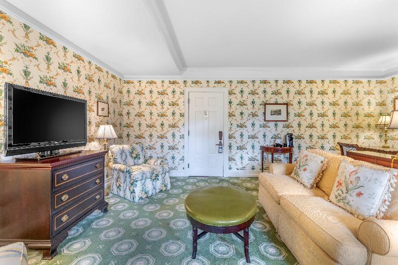 디럭스 스위트, The Omni Homestead Resort & Spa