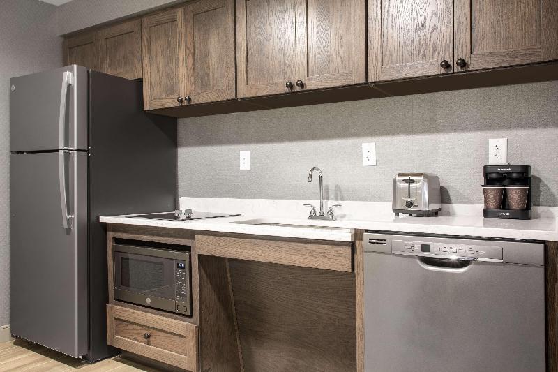Студио Стандарт Кровать Кинг, Homewood Suites By Hilton Salina Downtown