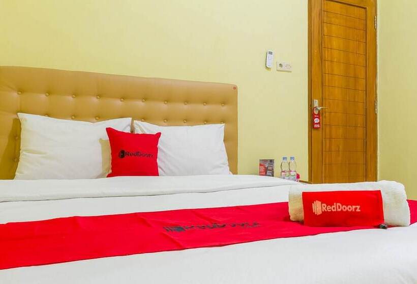 Номер Стандарт, Reddoorz Syariah @ Puri Kalijaga Street
