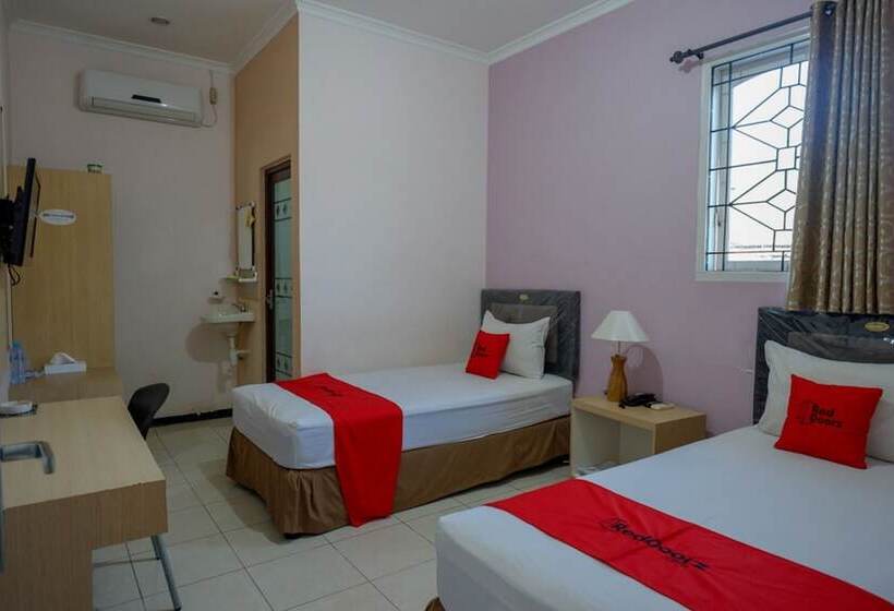 스탠다드 룸, Reddoorz Plus Syariah @ Hotel Boulevard Luwuk