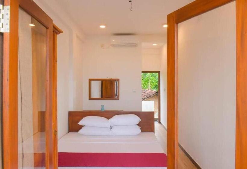 豪华海景房带阳台, Ocean Breeze Villa