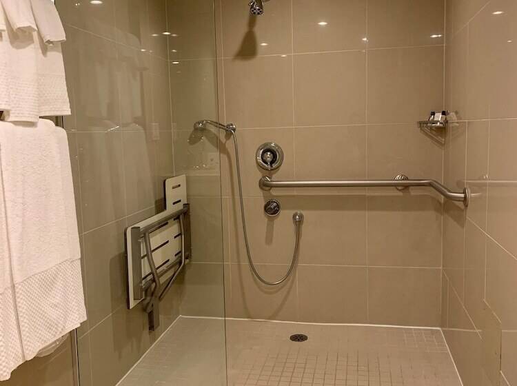 장애인을 위한 스위트, La Jolla Curio Collection By Hilton