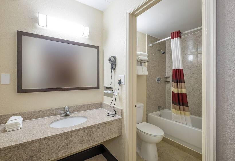 수피리어 룸, Red Roof Inn Fredericksburg North