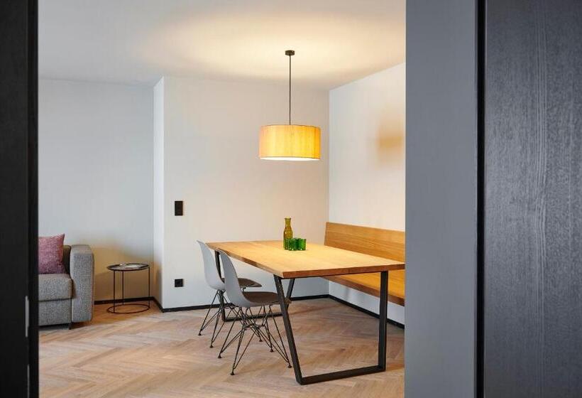 Апартаменты 1 Спальня, Warth52 W52 Apartments