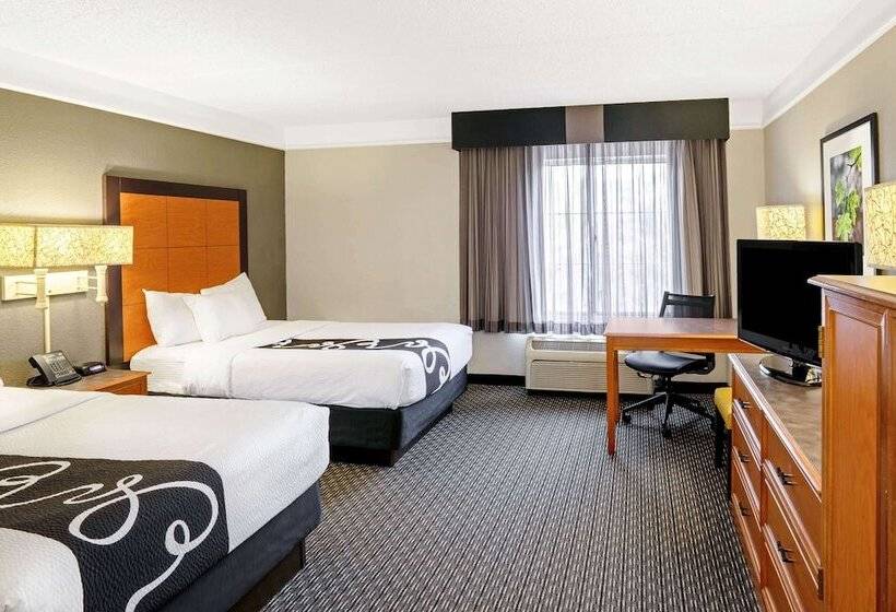 Quarto Deluxe, La Quinta By Wyndham Houston West Park 10