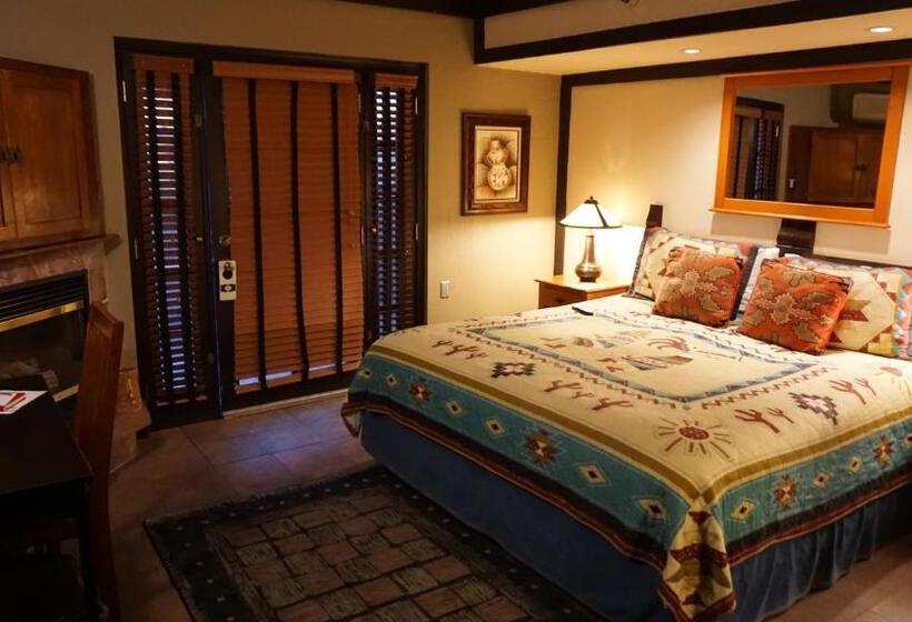 스탠다드 룸 킹사이즈 침대, Lodge At Sedona
