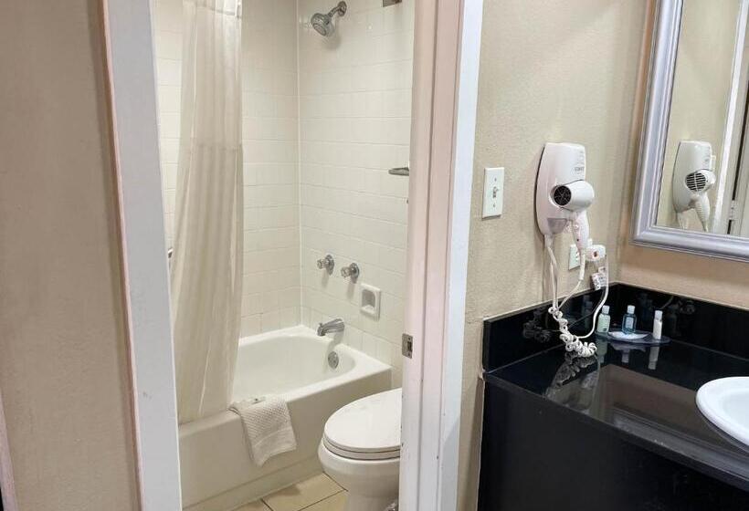 Стандартный Номер Кровать Кинг, Studio 6 Suites North Richland Hills Tx
