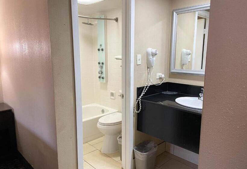Четырехместный Номер Стандарт, Studio 6 Suites North Richland Hills Tx