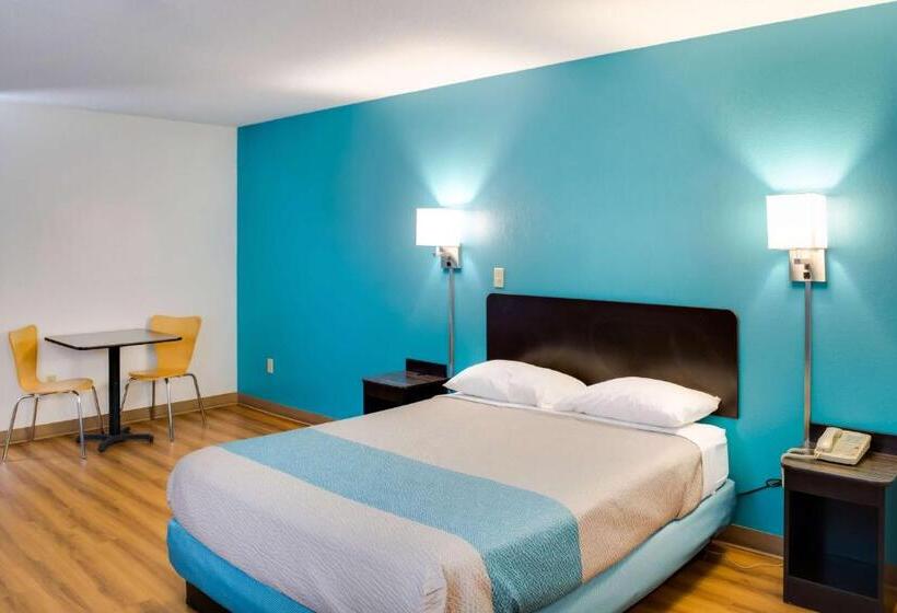 Люкс Кровать Кинг, Motel 6 Richmond, In