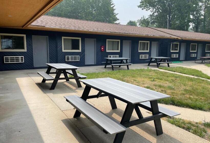Номер Стандарт, Lake Bluff Inn And Suites